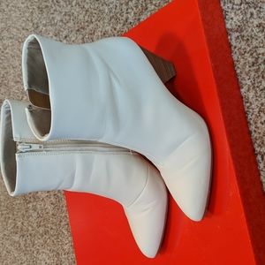 Apt 9 white booties size 7